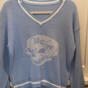 hcw skull sweater
